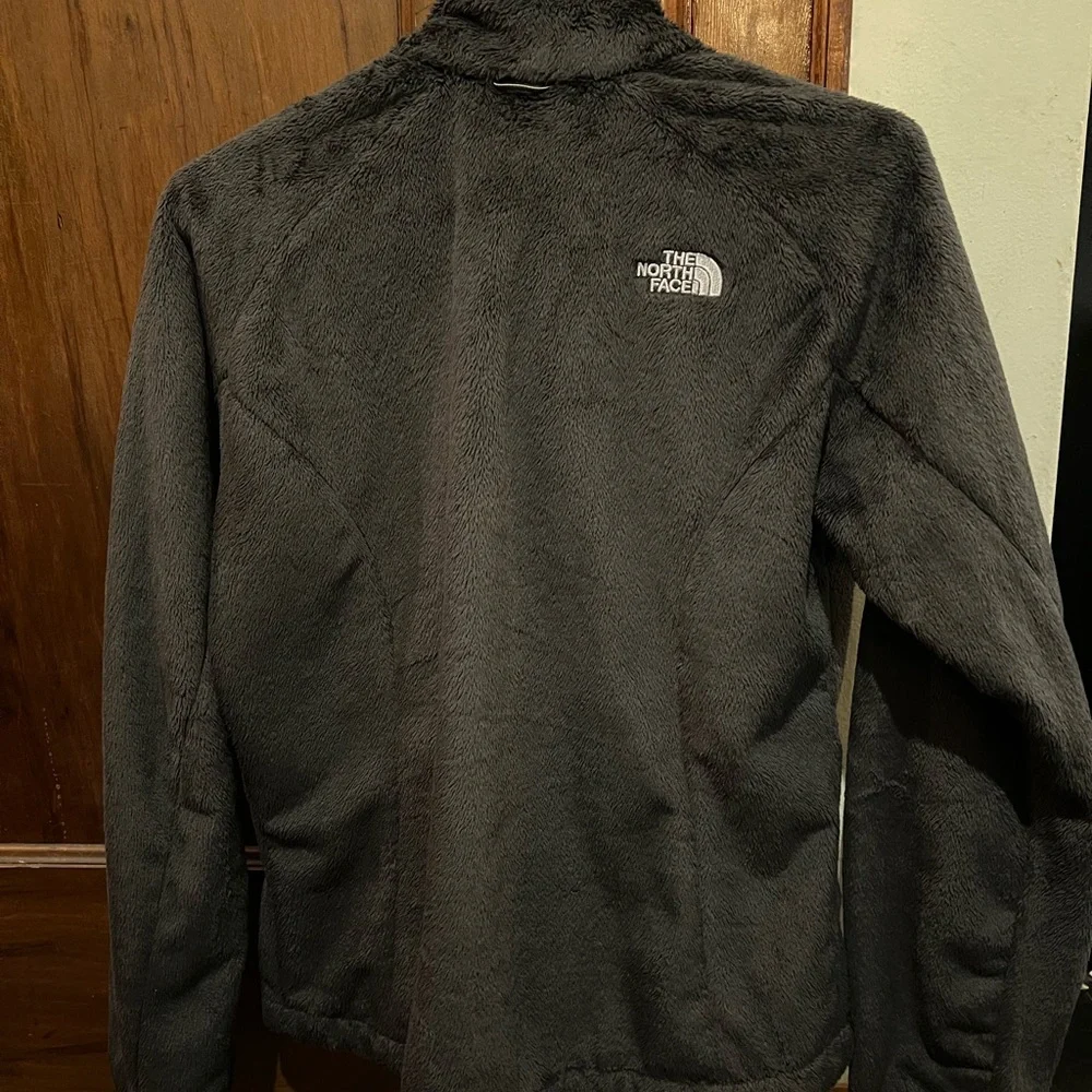 The North Face Women's Black Zip-up Teddy Jacket - Picture 2 of 5